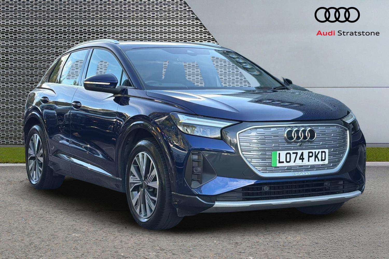 Used Audi Q4 e-tron 2024 for sale - 76063441: Photo 1