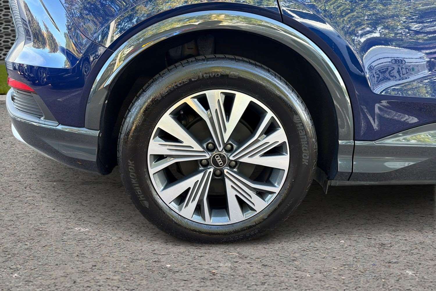 Used Audi Q4 e-tron 2024 for sale - 76063441: Photo 11