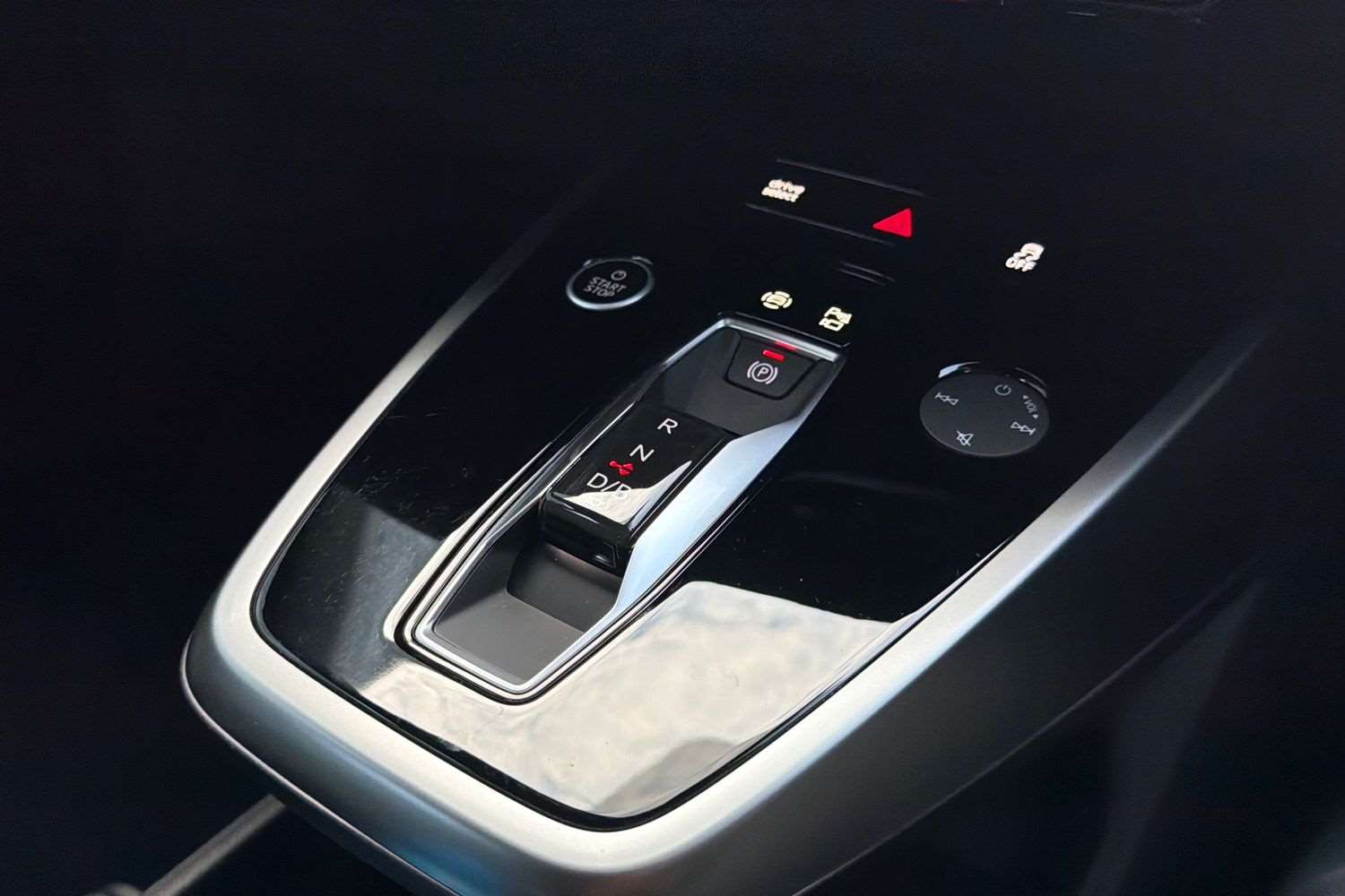 Used Audi Q4 e-tron 2024 for sale - 76063441: Photo 15