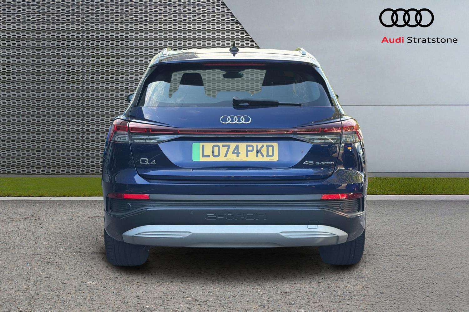 Used Audi Q4 e-tron 2024 for sale - 76063441: Photo 7