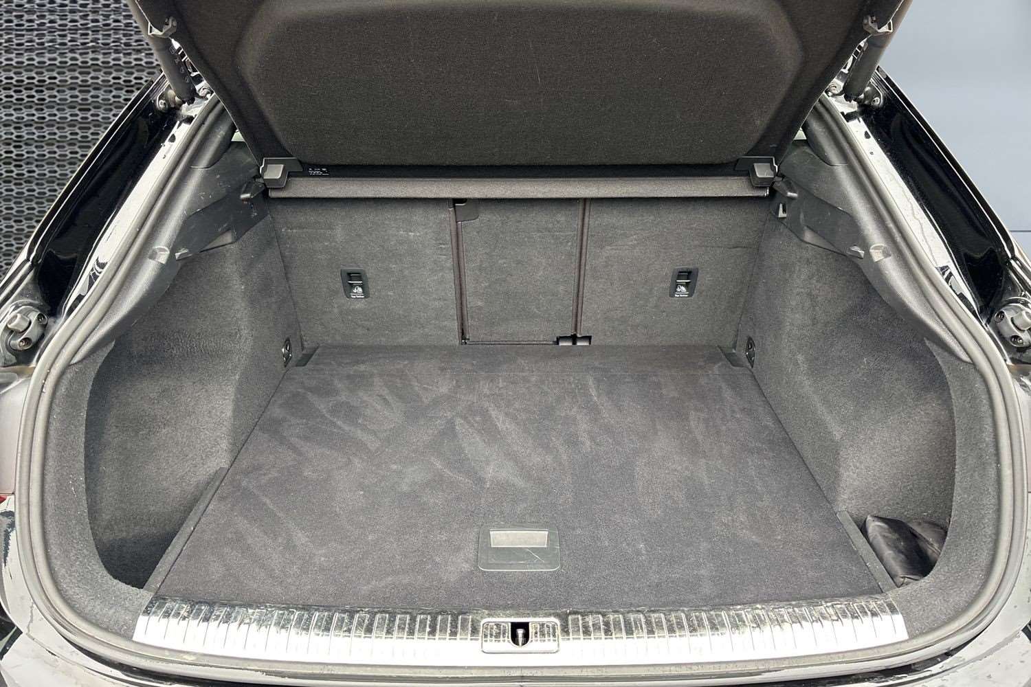 Used Audi Q3 2021 for sale - 77068603: Photo 13