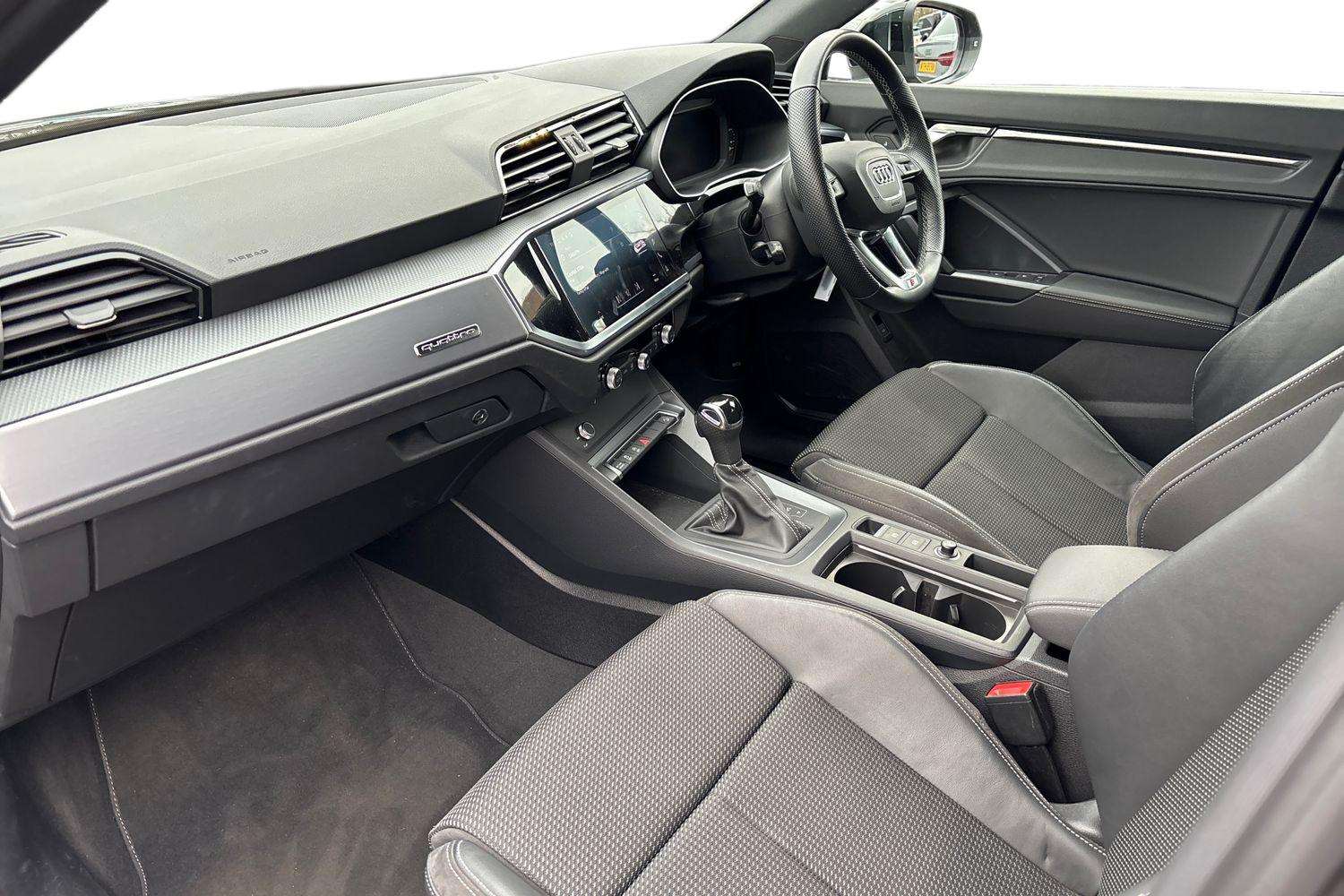 Used Audi Q3 2021 for sale - 77068603: Photo 2