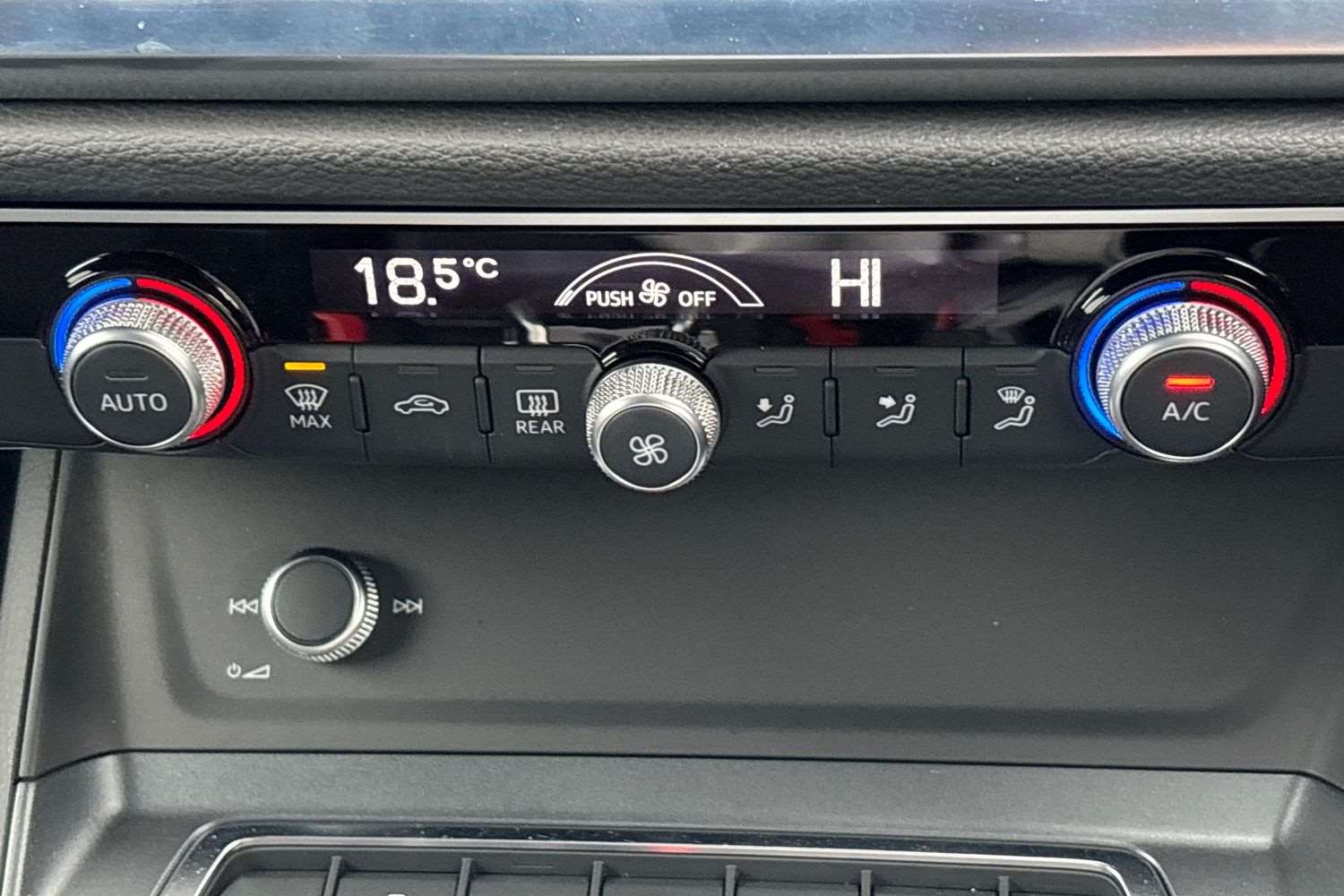 Used Audi Q3 2021 for sale - 77068603: Photo 28