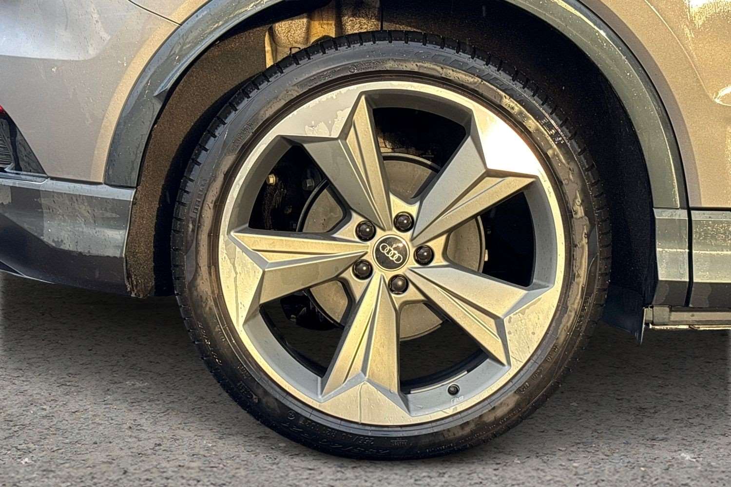 Used Audi Q4 e-tron 2025 for sale - 78024475: Photo 10