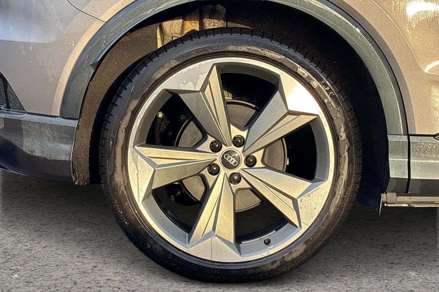 Used Audi Q4 e-tron 2025 for sale - 78024475: Photo 11