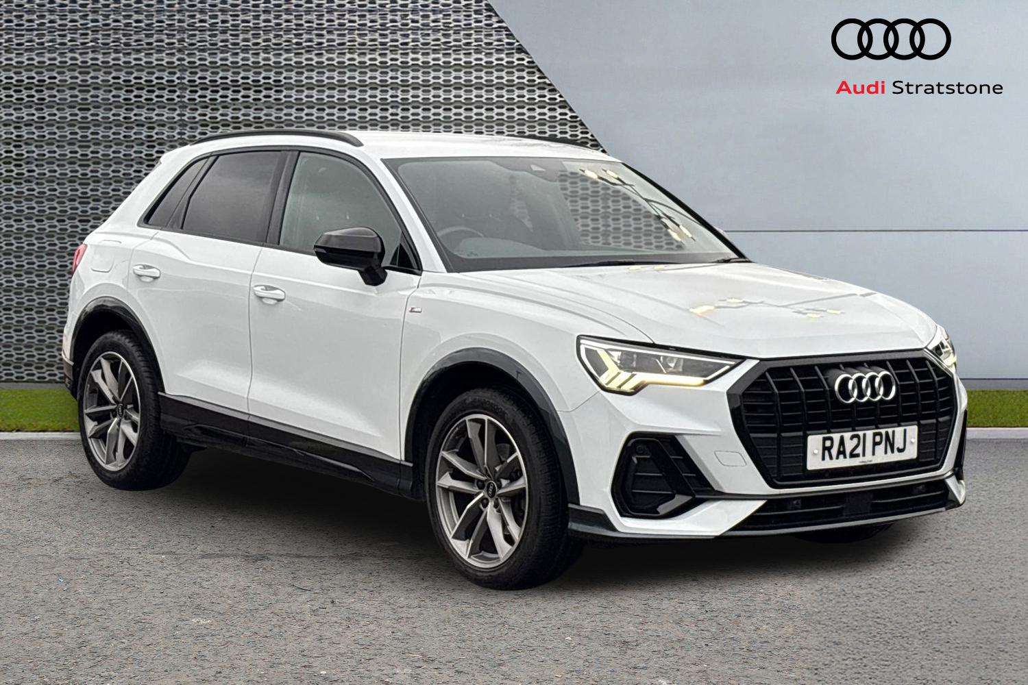 Used Audi Q3 2021 for sale - 76774117: Photo 1