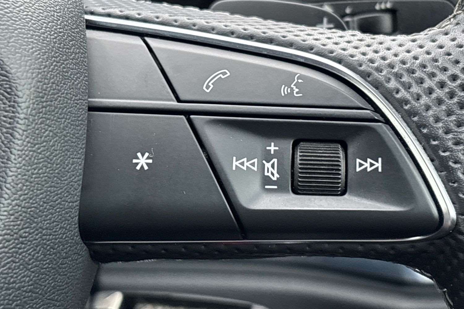 Used Audi Q3 2021 for sale - 76774117: Photo 17