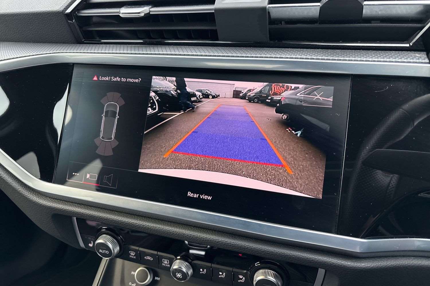 Used Audi Q3 2021 for sale - 76774117: Photo 26