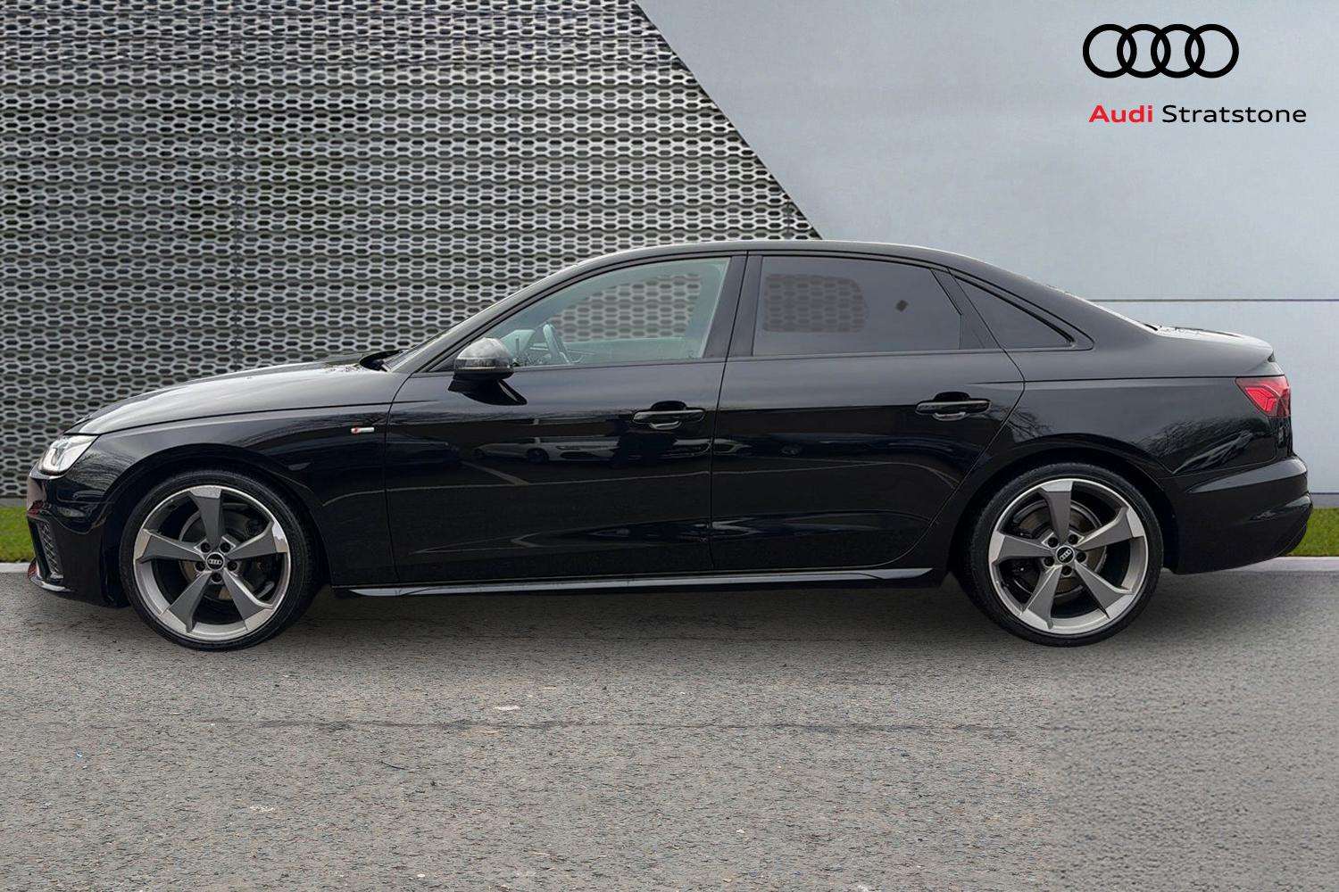 Used Audi A4 2021 for sale - 76692048: Photo 8
