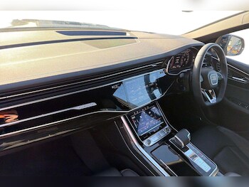 Used Audi Q8 2024 for sale - 76460199: Photo