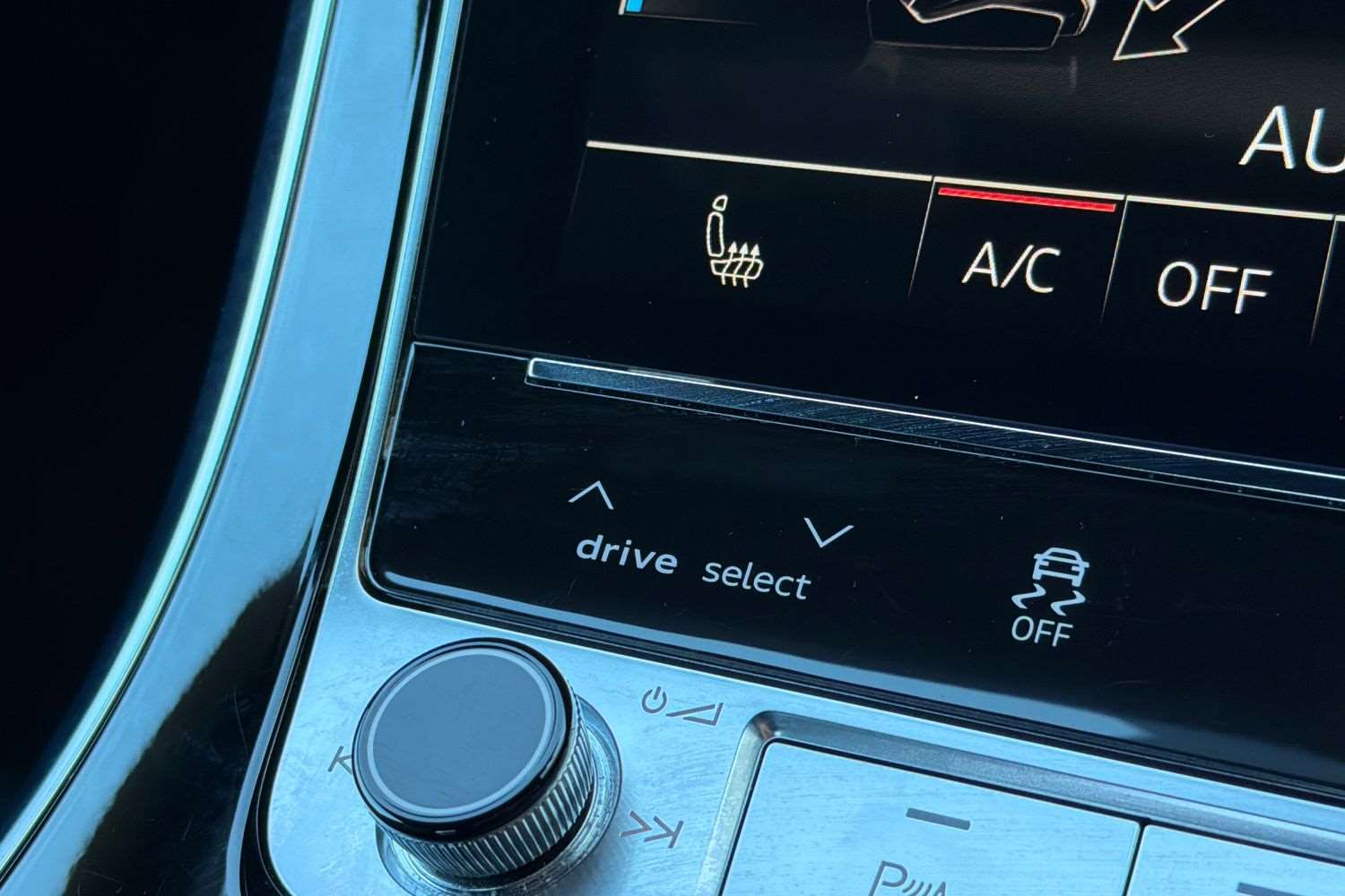 Used Audi Q8 2024 for sale - 76460199: Photo 30