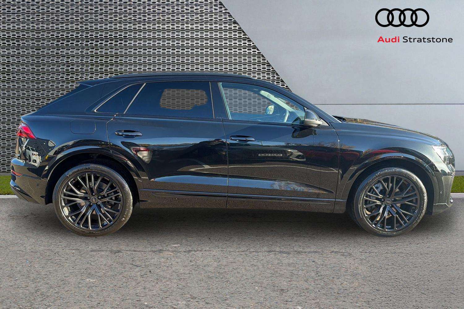 Used Audi Q8 2024 for sale - 76460199: Photo 4