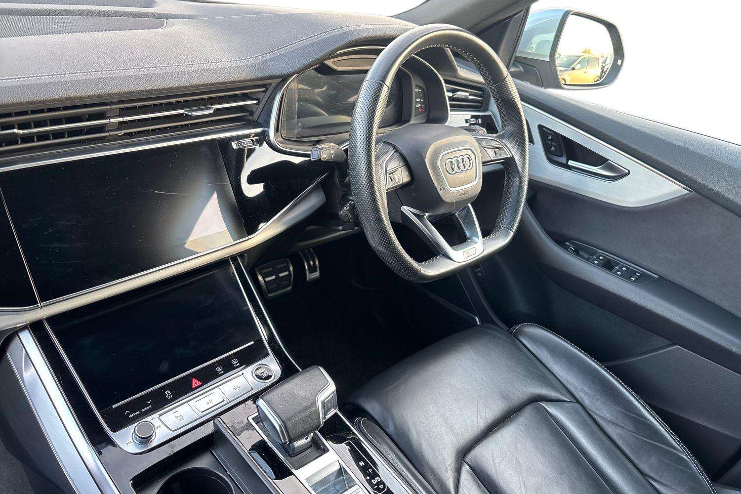 Used Audi Q8 2023 for sale - 76575903: Photo 19