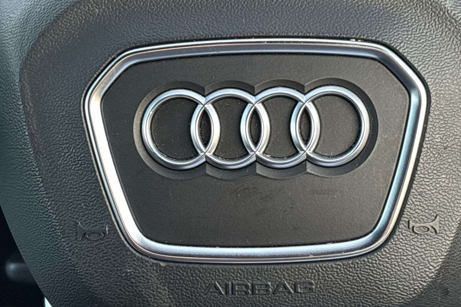 Used Audi Q8 2023 for sale - 76575903: Photo 31