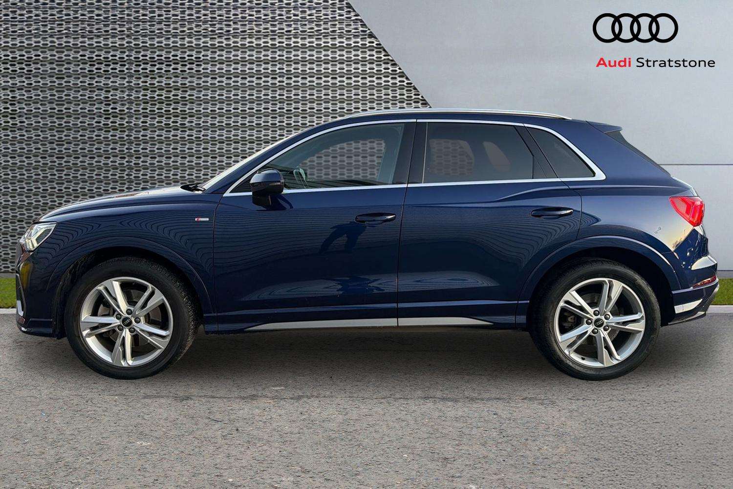 Used Audi Q3 2025 for sale - 77093362: Photo 8