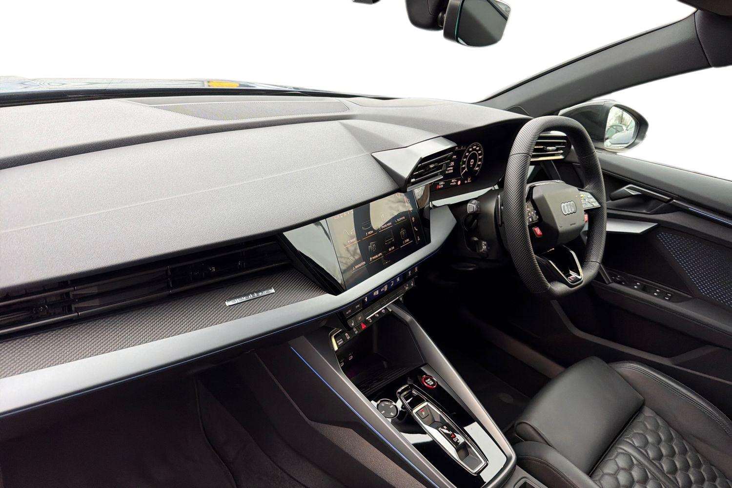 Used Audi RS3 2025 for sale - 77429174: Photo 2