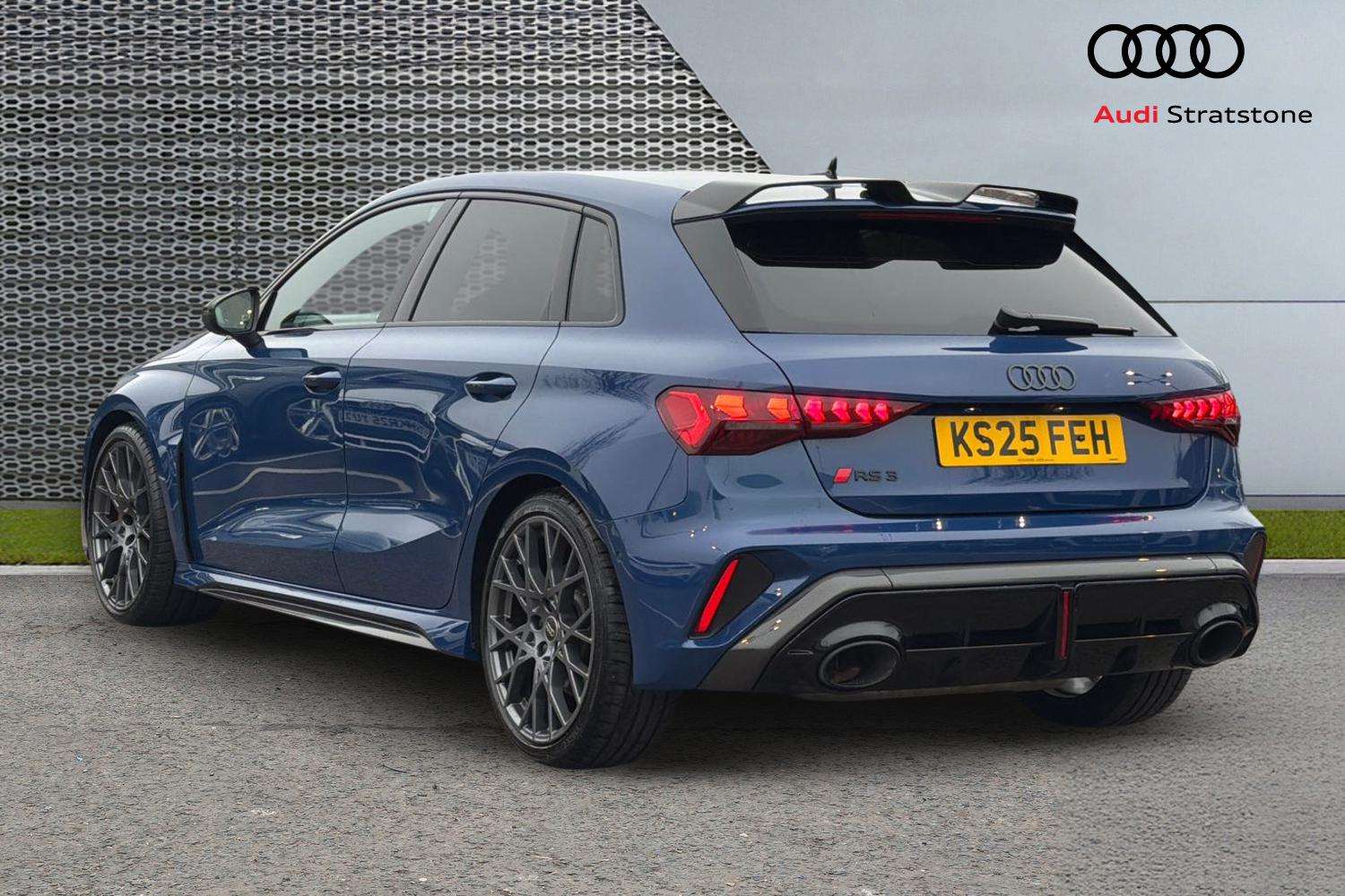 Used Audi RS3 2025 for sale - 77429174: Photo 3