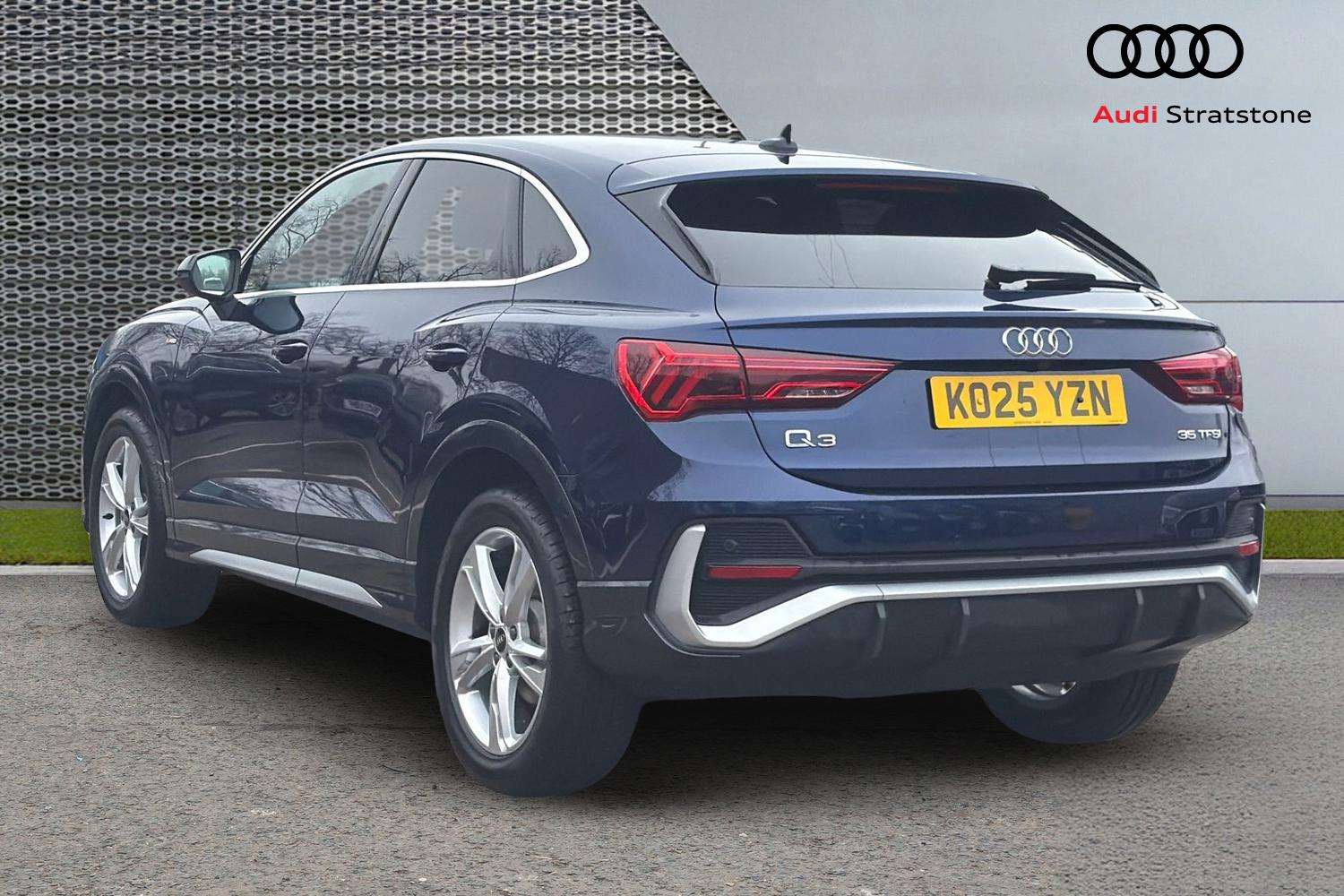 Used Audi Q3 2025 for sale - 77810796: Photo 3