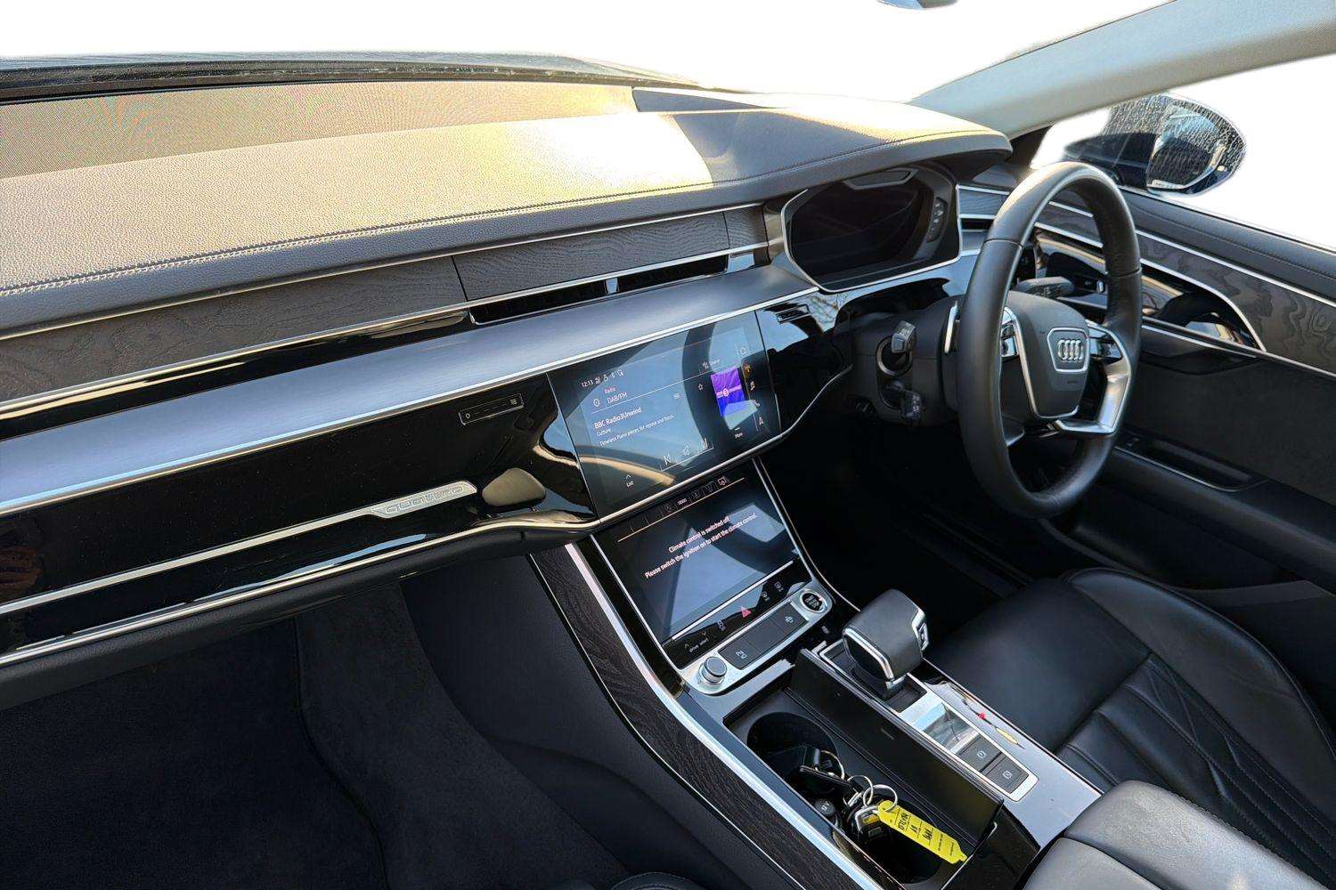 Used Audi A8 2022 for sale - 76789366: Photo 2