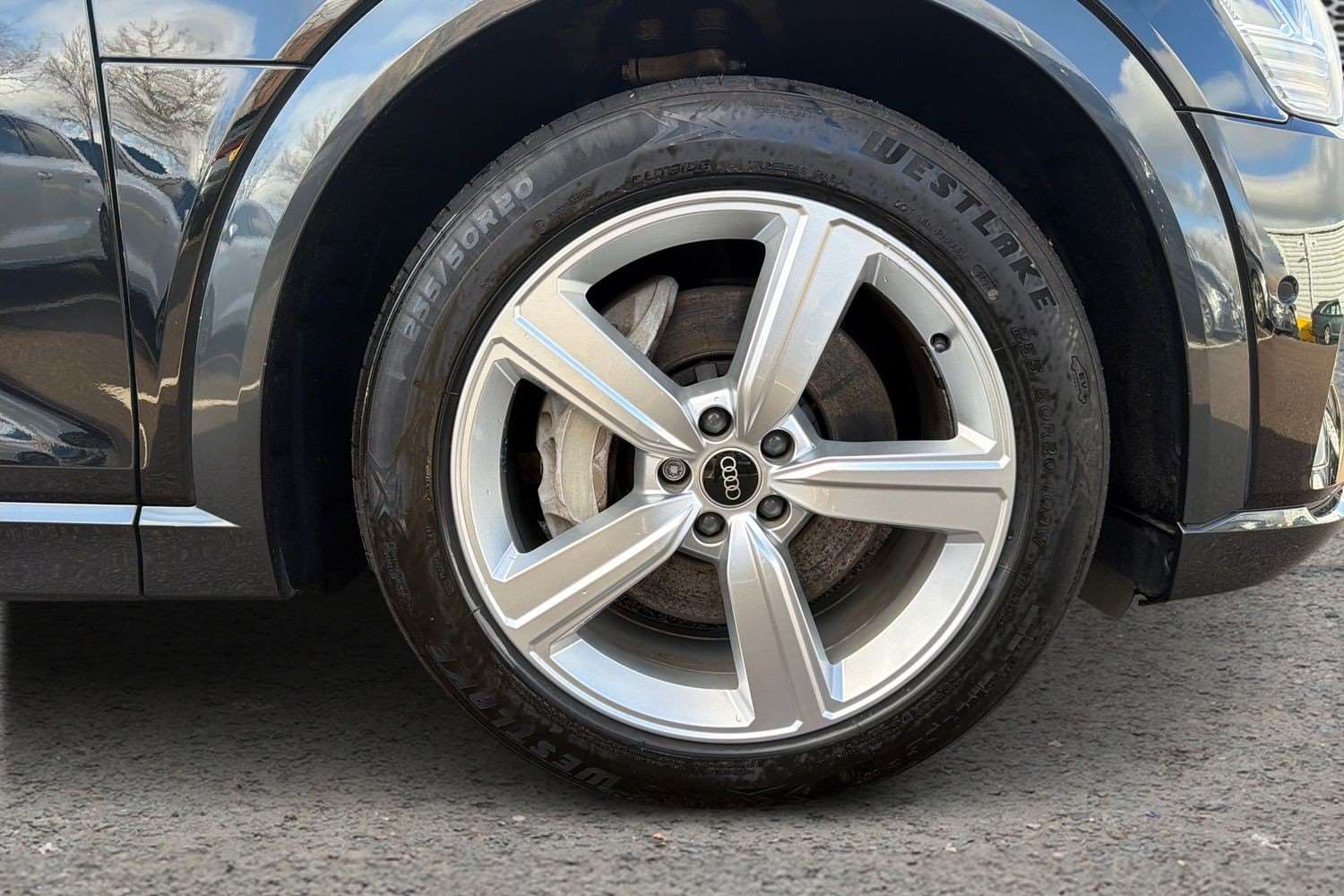 Used Audi e-tron 2021 for sale - 77443441: Photo 5