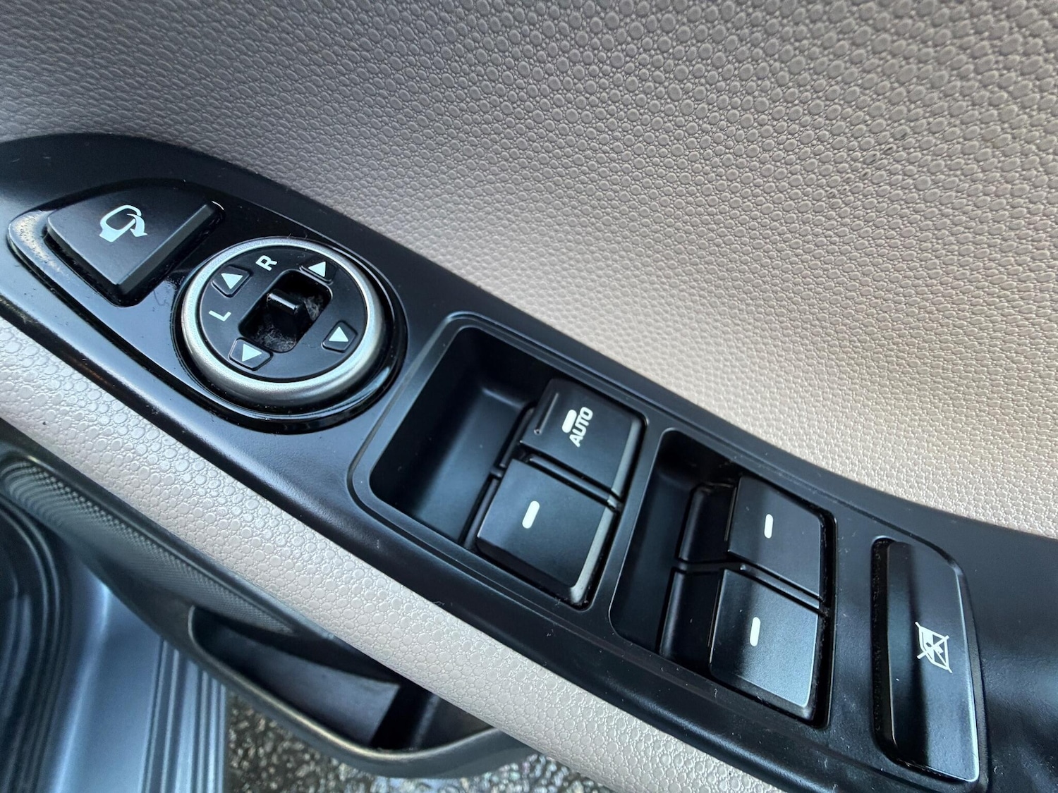 Used Hyundai i20 2015 for sale - 76899129: Photo 22