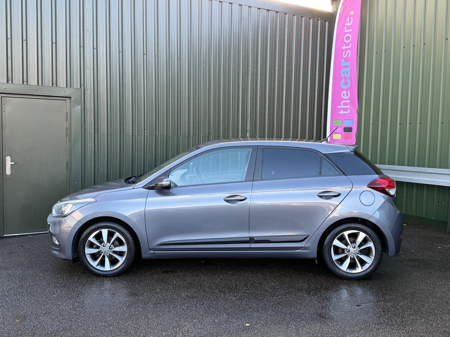 Used Hyundai i20 2015 for sale - 76899129: Photo 3