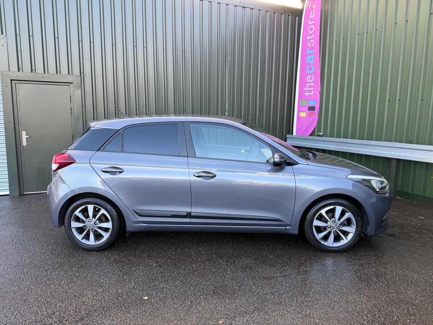 Used Hyundai i20 2015 for sale - 76899129: Photo 4