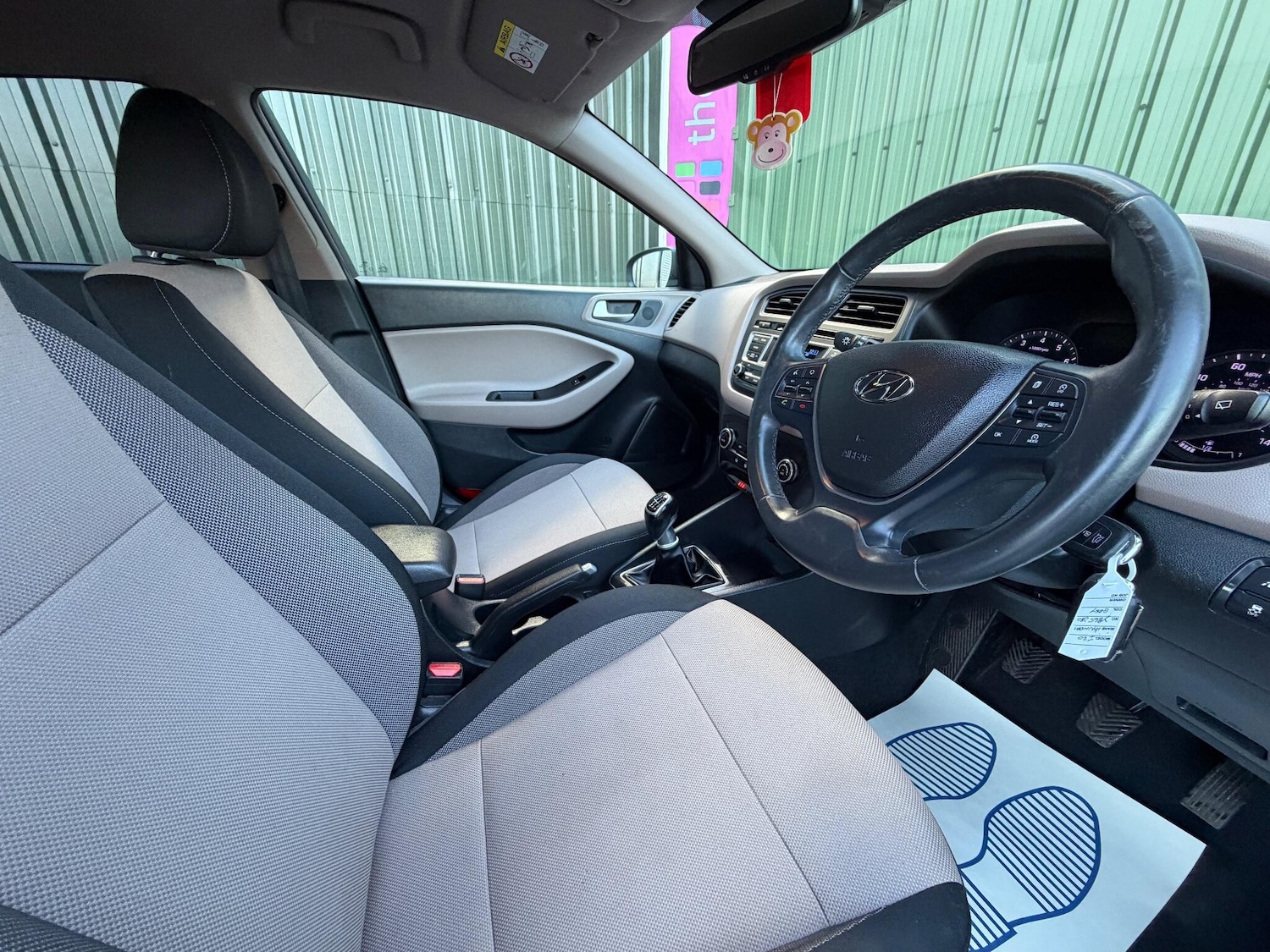 Used Hyundai i20 2015 for sale - 76899129: Photo 9