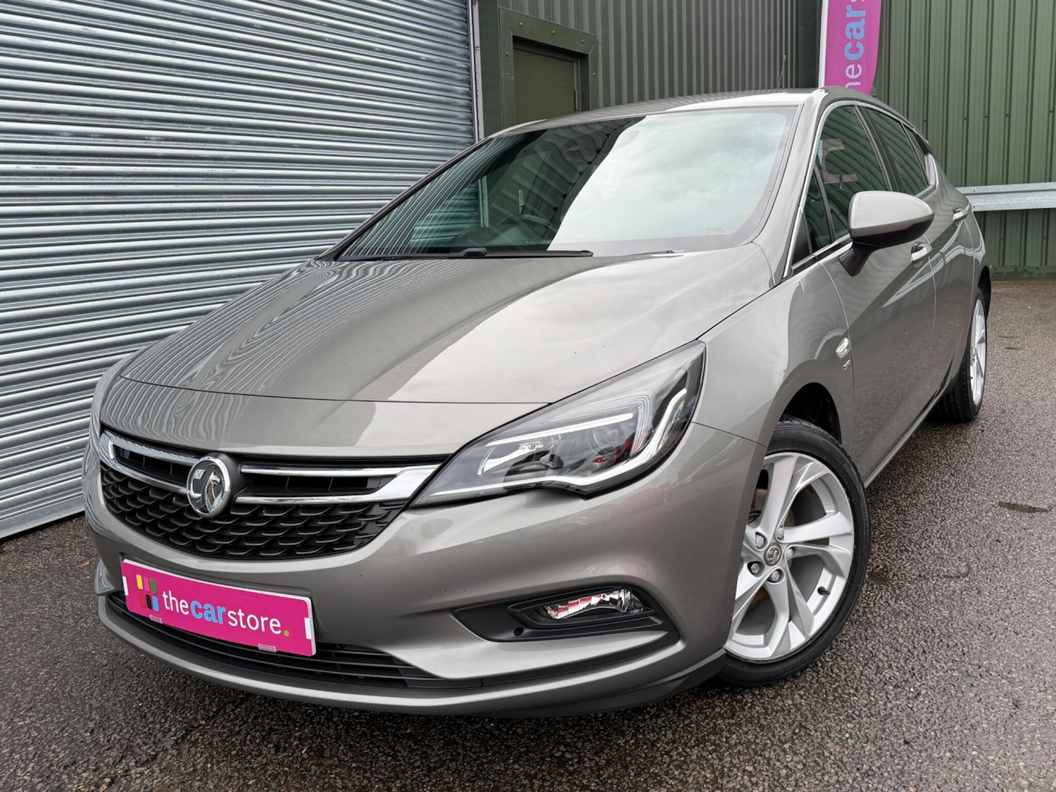 Used Vauxhall Astra 2016 for sale - 77882662: Photo 1