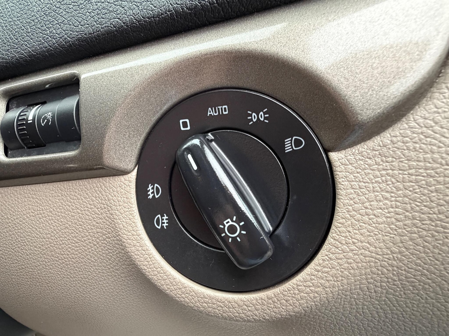 Used Skoda Yeti 2017 for sale - 76772223: Photo 25