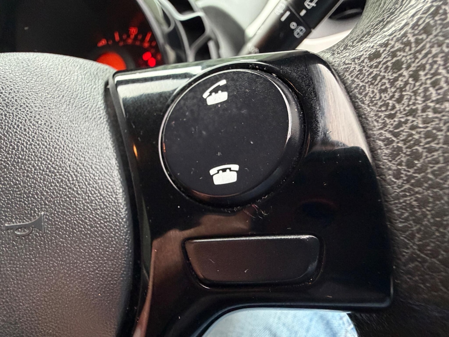 Used Peugeot 108 2014 for sale - 76935835: Photo 21