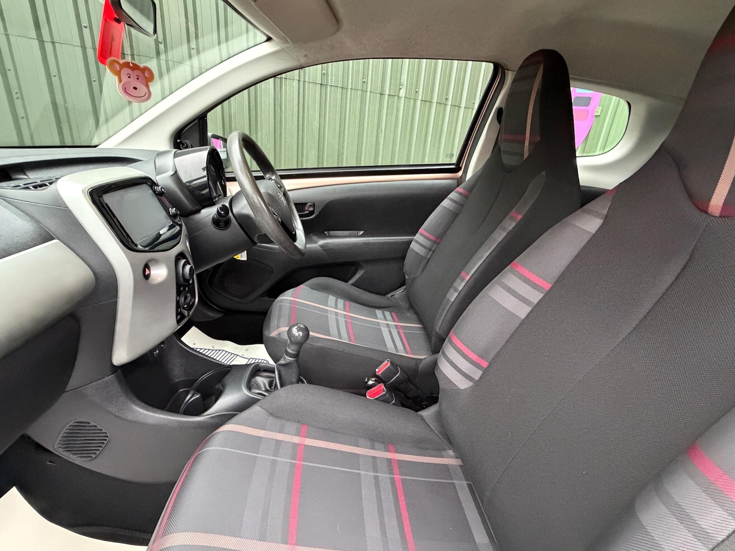 Used Peugeot 108 2014 for sale - 76935835: Photo 8