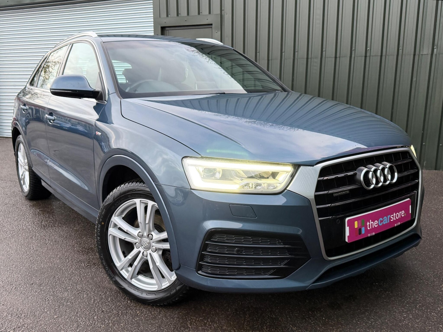 Used Audi Q3 for sale - 76727934: Photo 2