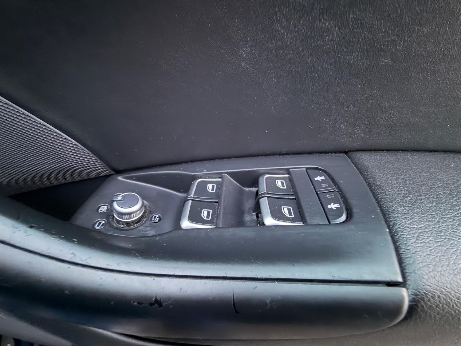 Used Audi Q3 for sale - 76727934: Photo 26