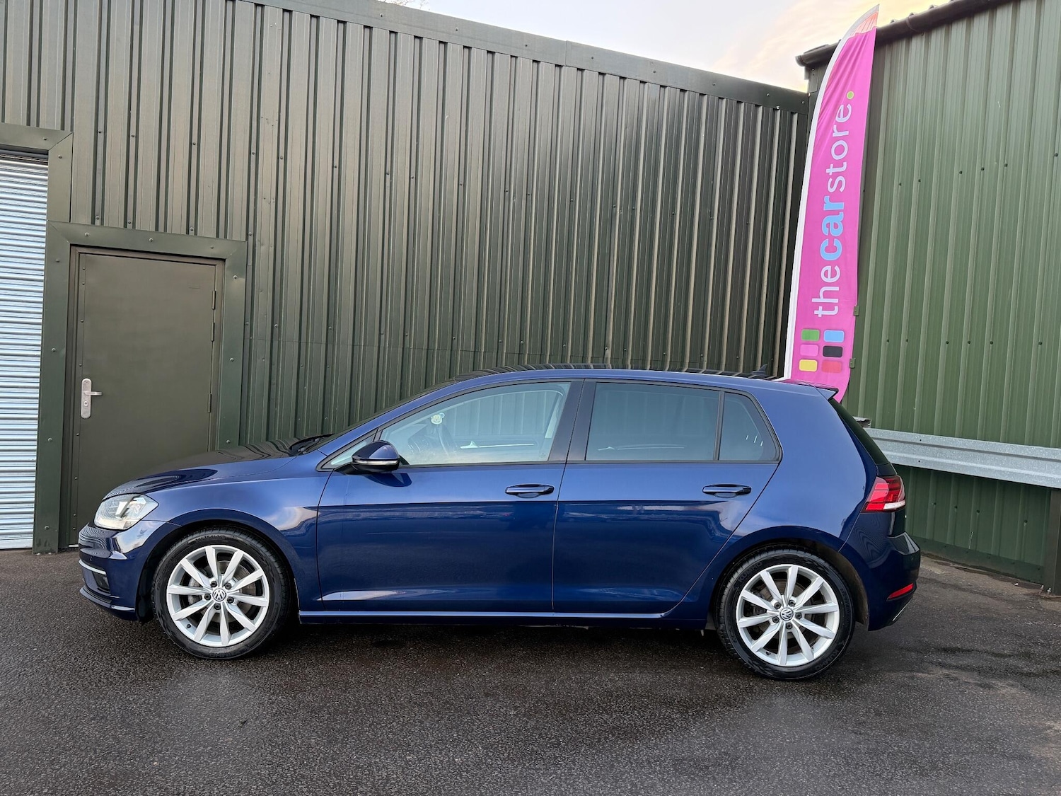 Used Volkswagen Golf for sale - 76727248: Photo 3