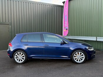 Used Volkswagen Golf 2017 for sale - 76727248: Photo