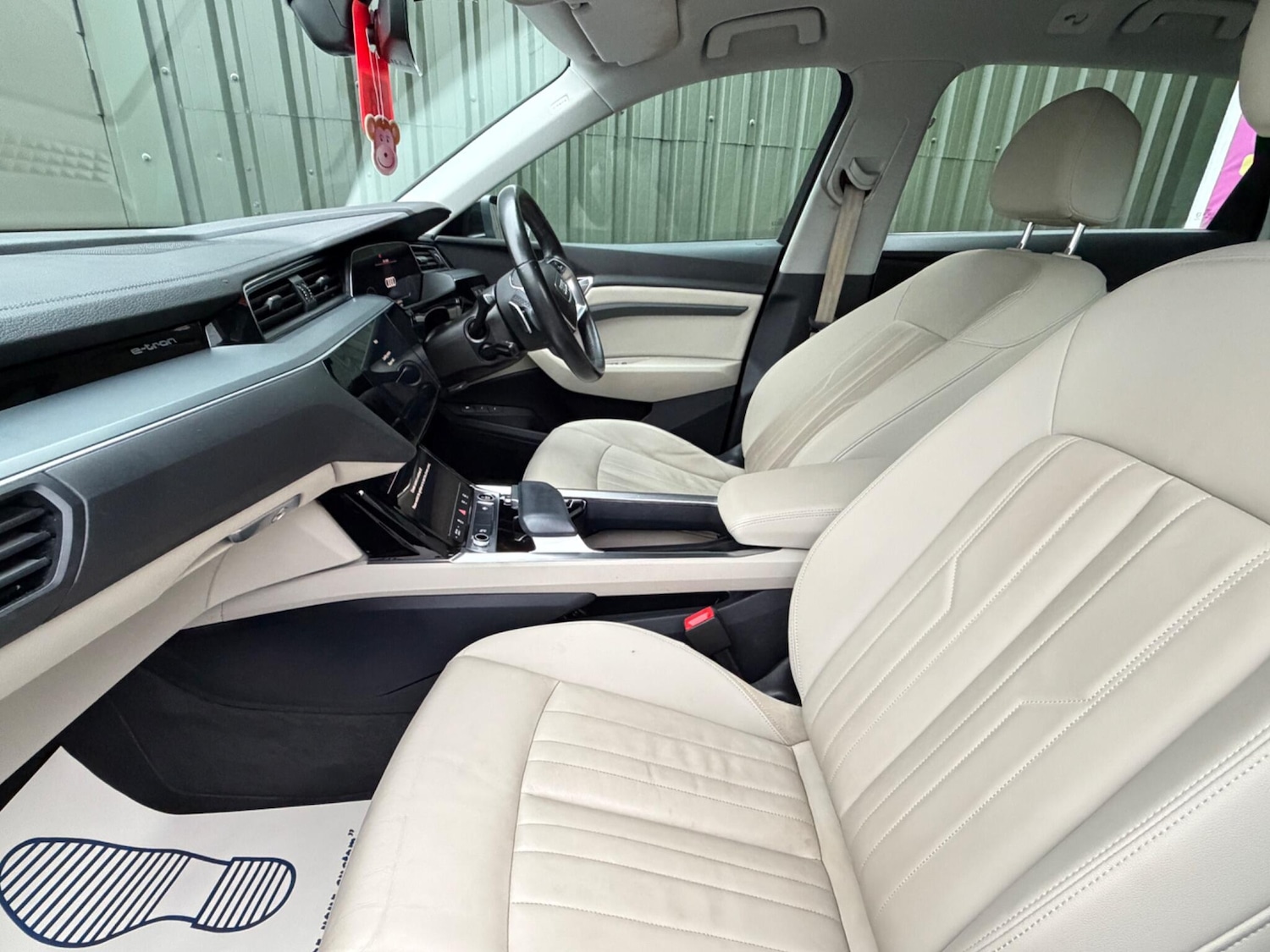 Used Audi e-tron for sale - 77625675: Photo 9