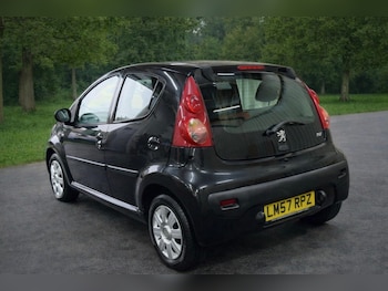 Used Peugeot 107 2008 for sale - 77191532: Photo