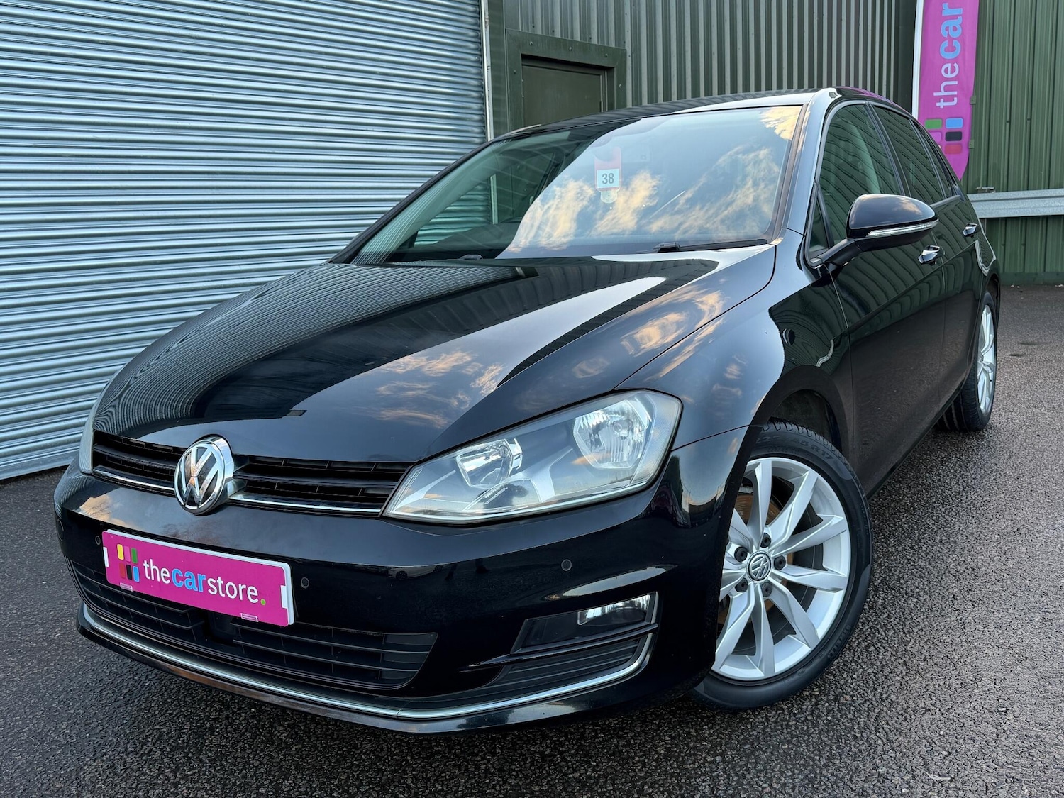 Used Volkswagen Golf 2013 for sale - 76802341: Photo 30