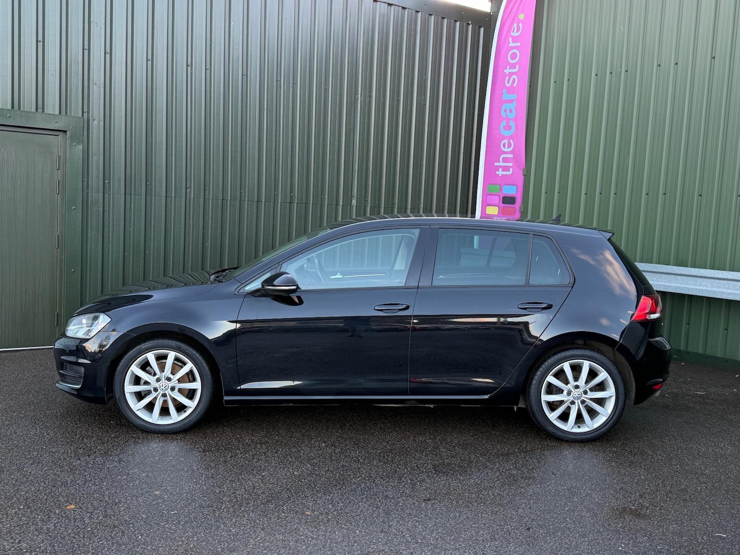 Used Volkswagen Golf 2013 for sale - 76802341: Photo 5