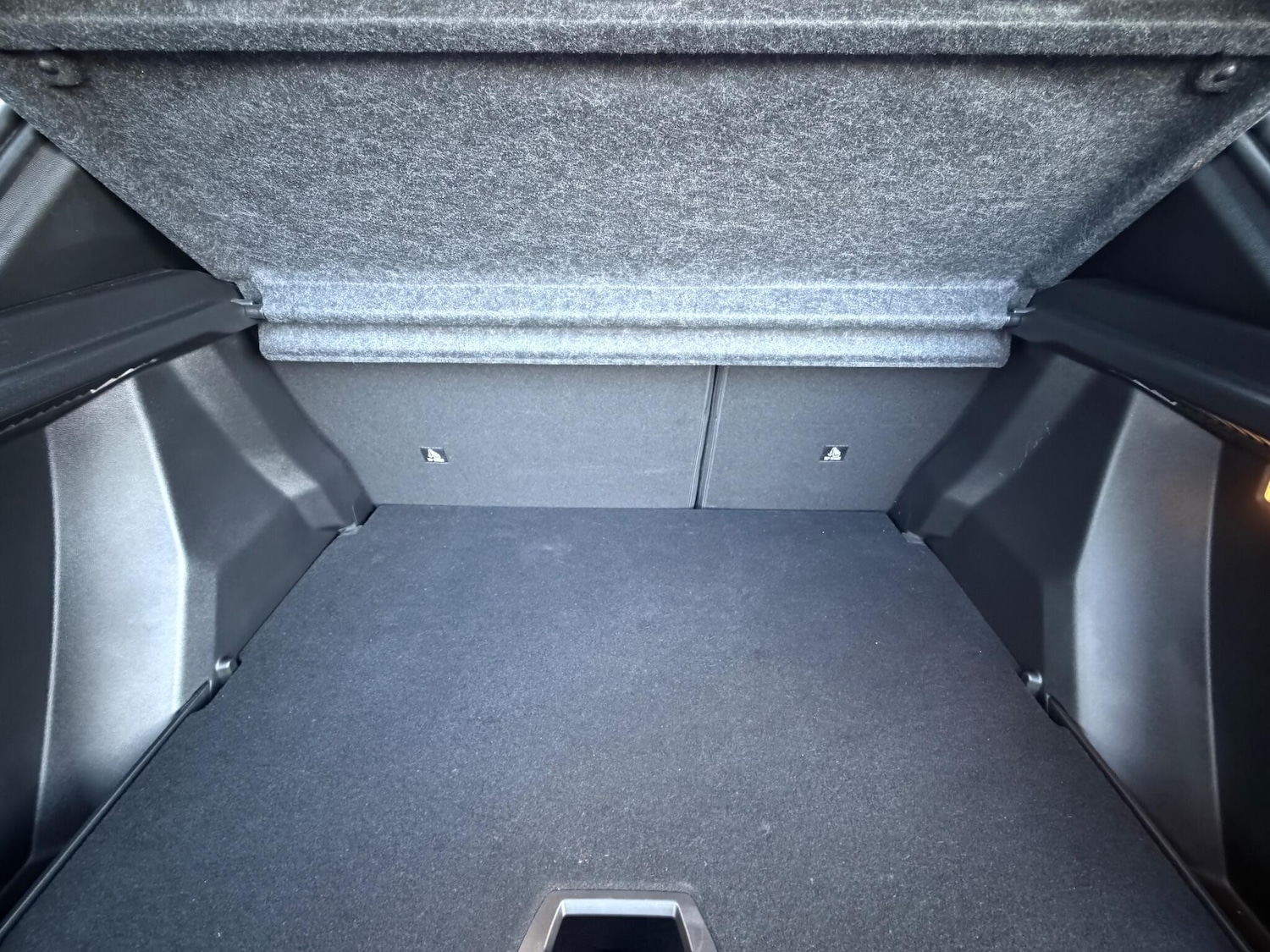 Used Peugeot 2008 2024 for sale - 77156562: Photo 12