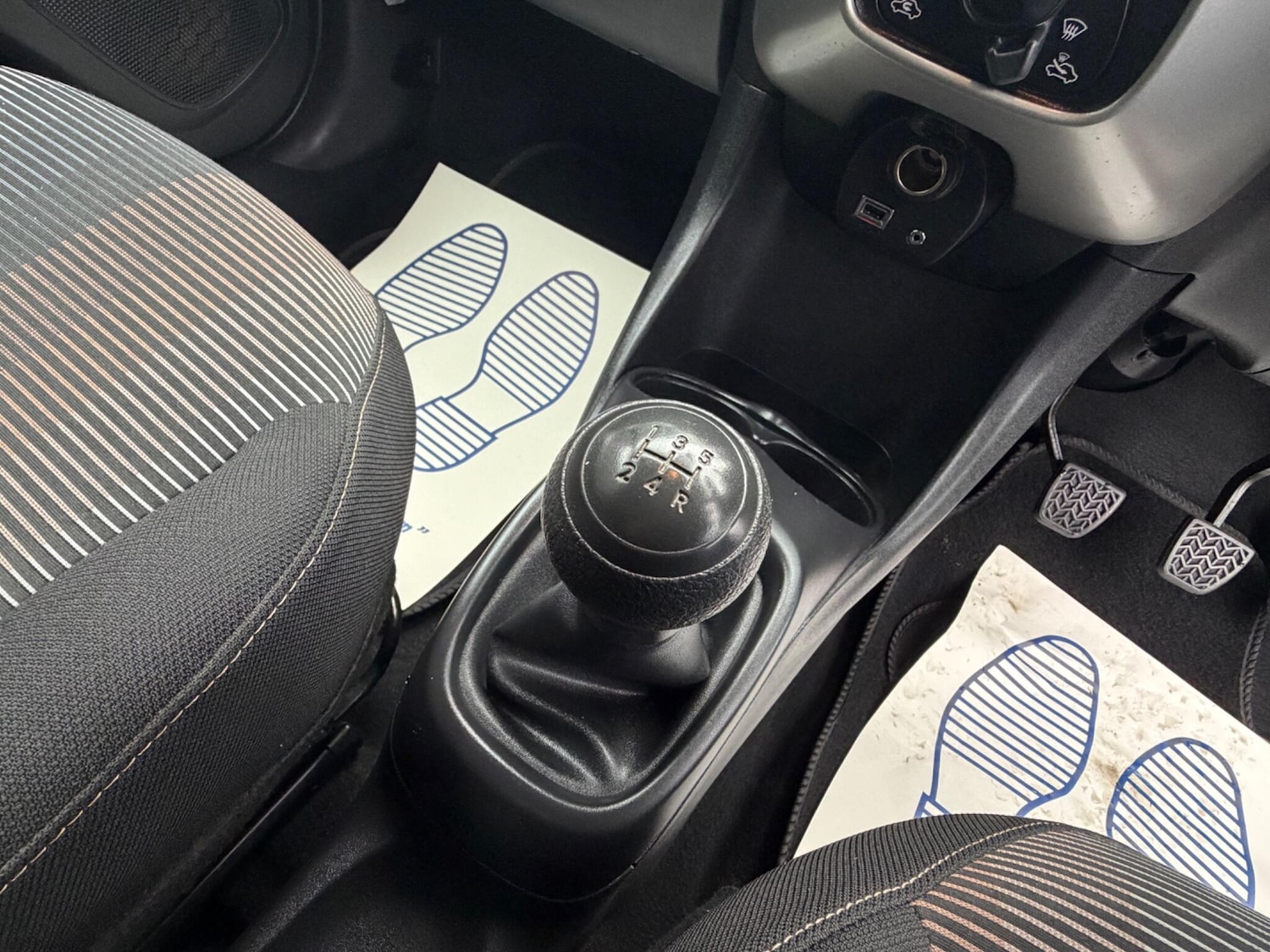 Used Peugeot 108 2015 for sale - 77852785: Photo 19