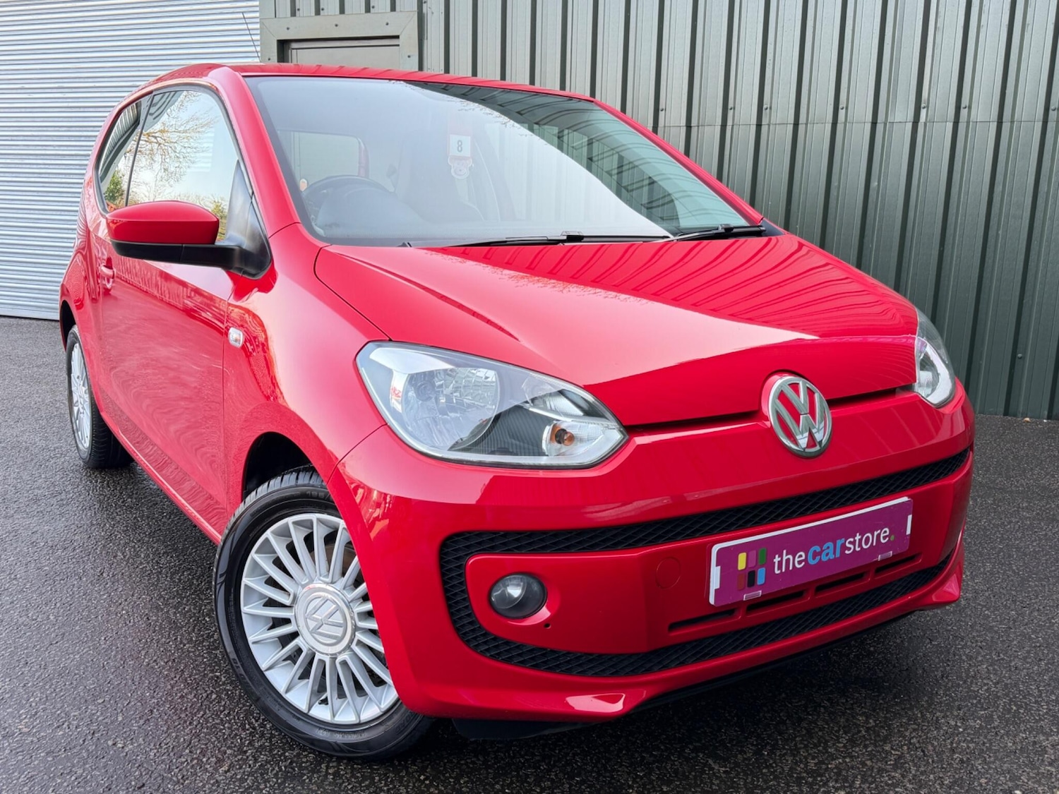 Used Volkswagen up! 2013 for sale - 77769112: Photo 2