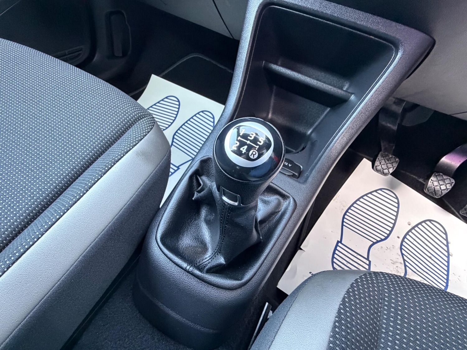 Used Volkswagen up! 2013 for sale - 77769112: Photo 21