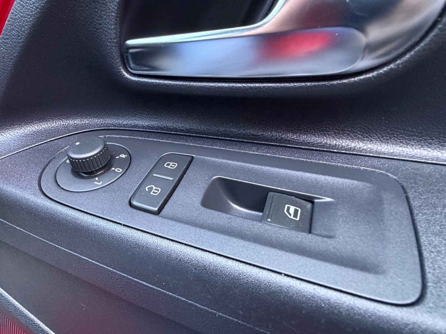 Used Volkswagen up! 2013 for sale - 77769112: Photo 22