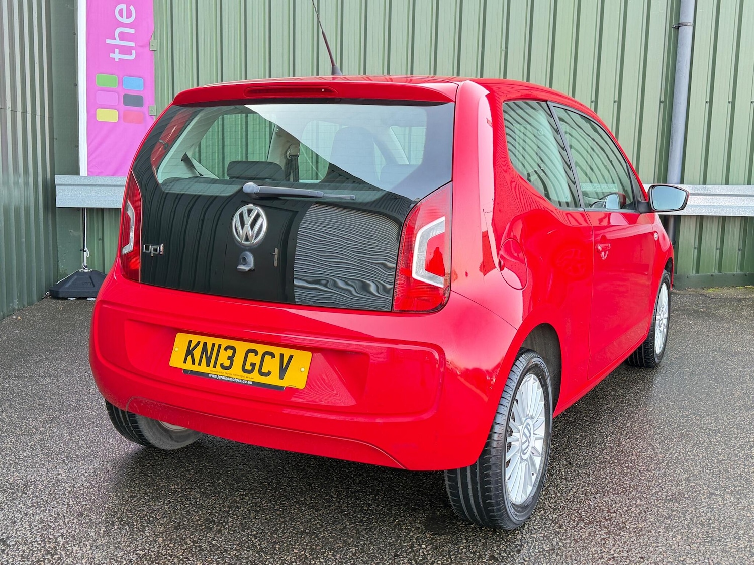 Used Volkswagen up! 2013 for sale - 77769112: Photo 4