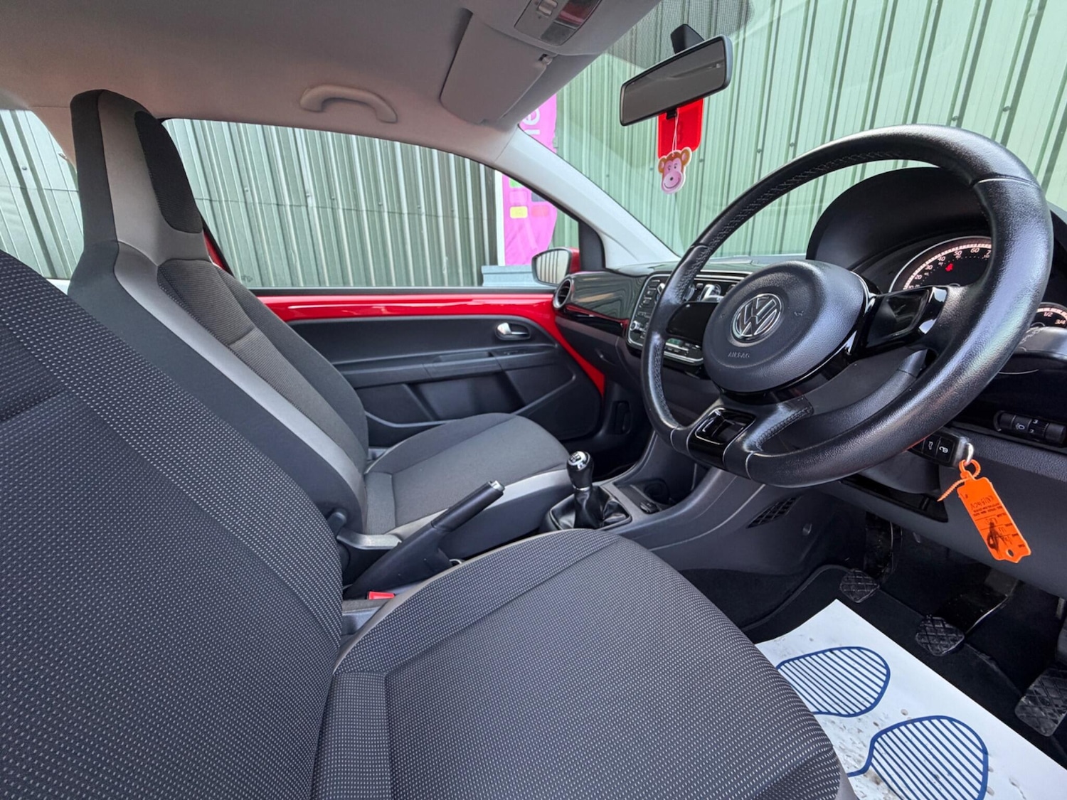 Used Volkswagen up! 2013 for sale - 77769112: Photo 8