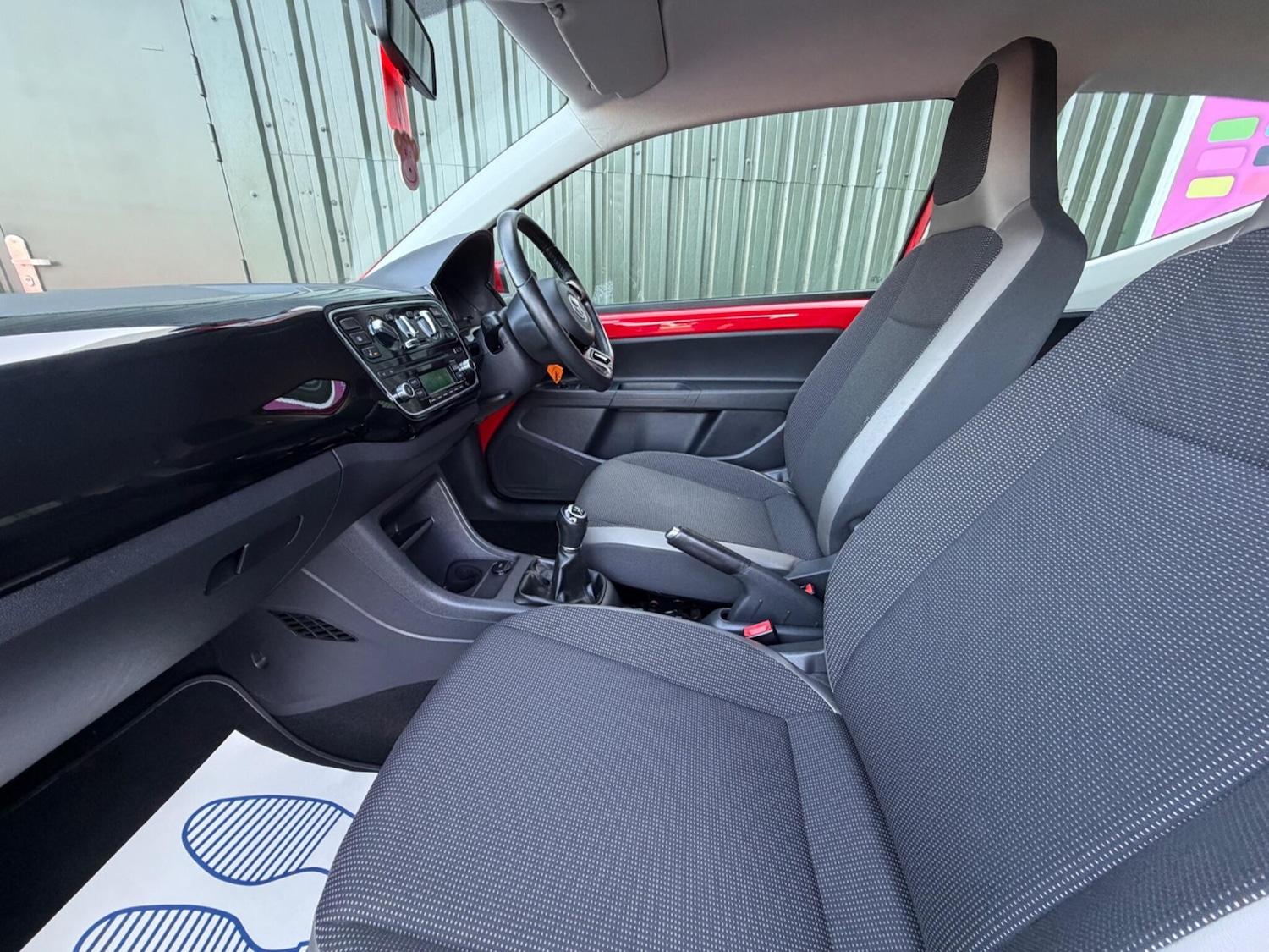 Used Volkswagen up! 2013 for sale - 77769112: Photo 9