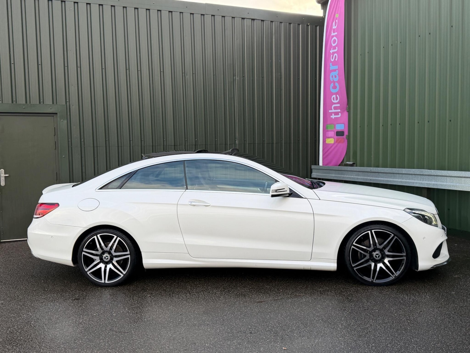 Used Mercedes-Benz E Class 2016 for sale - 77377520: Photo 5