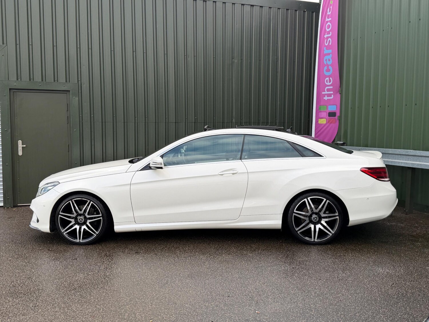 Used Mercedes-Benz E Class 2016 for sale - 77377520: Photo 6